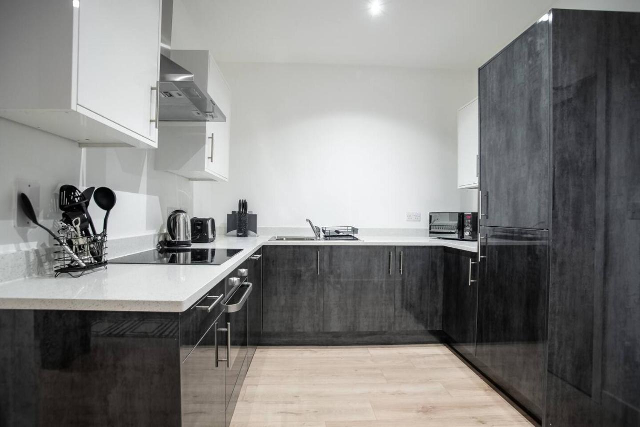Two Bedroom - Central Peterborough Apartment - Bayard Apartments Esterno foto